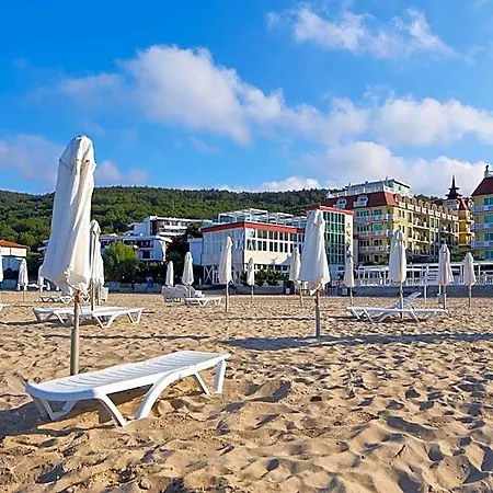 Hotel Amore Beach